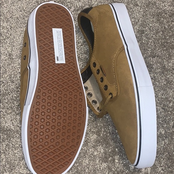 Chima Ferguson Pro Vans - Picture 2 of 7